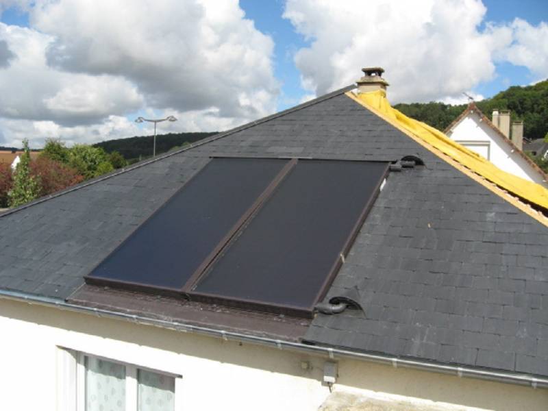 Pose Capteur solaire intégré sur toiture ardoise Caudebec 76